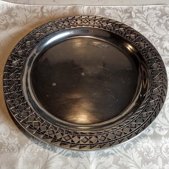 Vintage Wilton Armetale Acoma 14" Pewter Platter - Picture 2 of 4